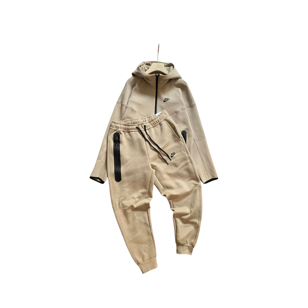 NIKE TECH