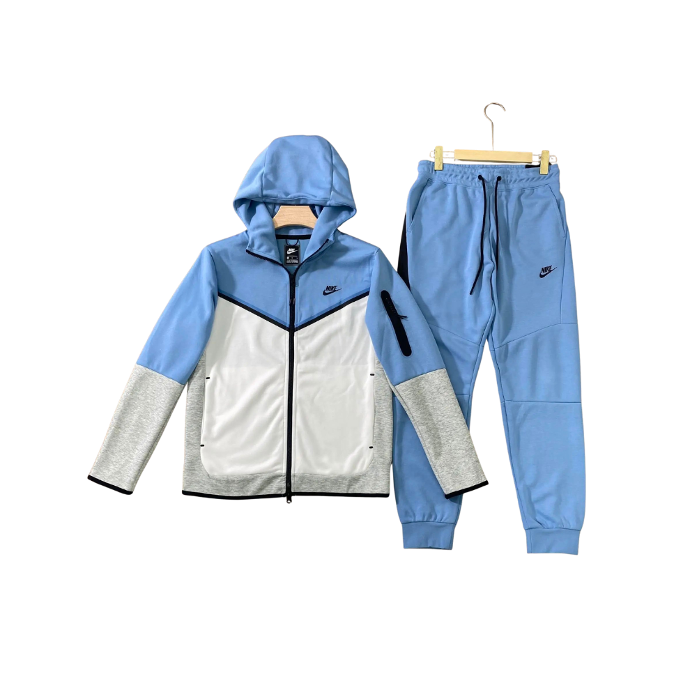 NIKE TECH